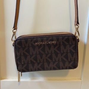 Brown Michael Kors Crossbody Purse/Wallet